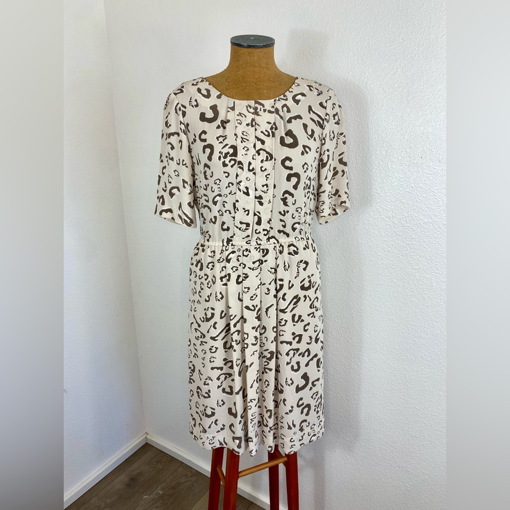 NWT BCBGMAXAZRIA Natural Karia Leopard Dress M Pleated Front Elastic Waist 90’s